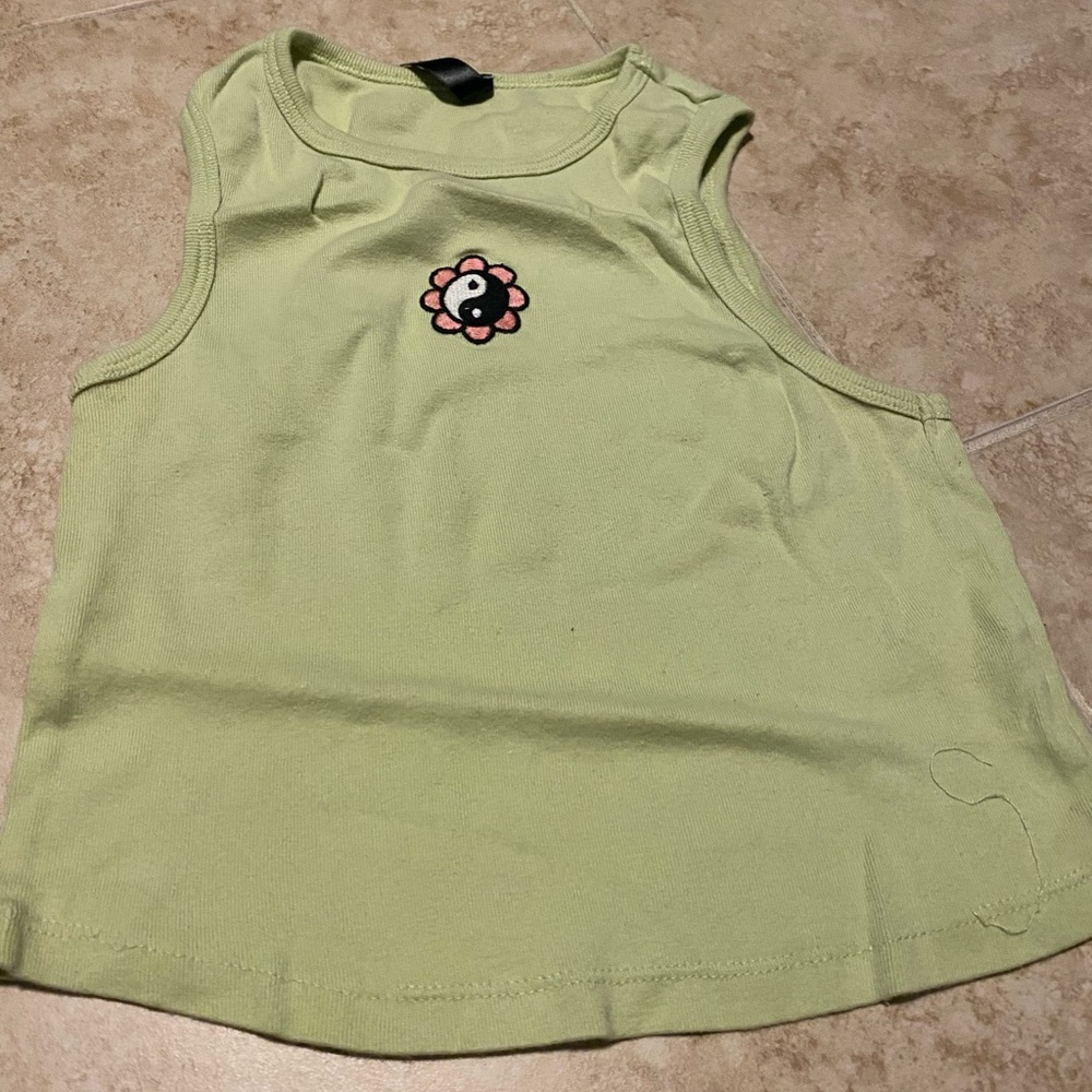 Yin Yang top